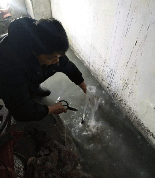 泰安岱岳区防水堵漏